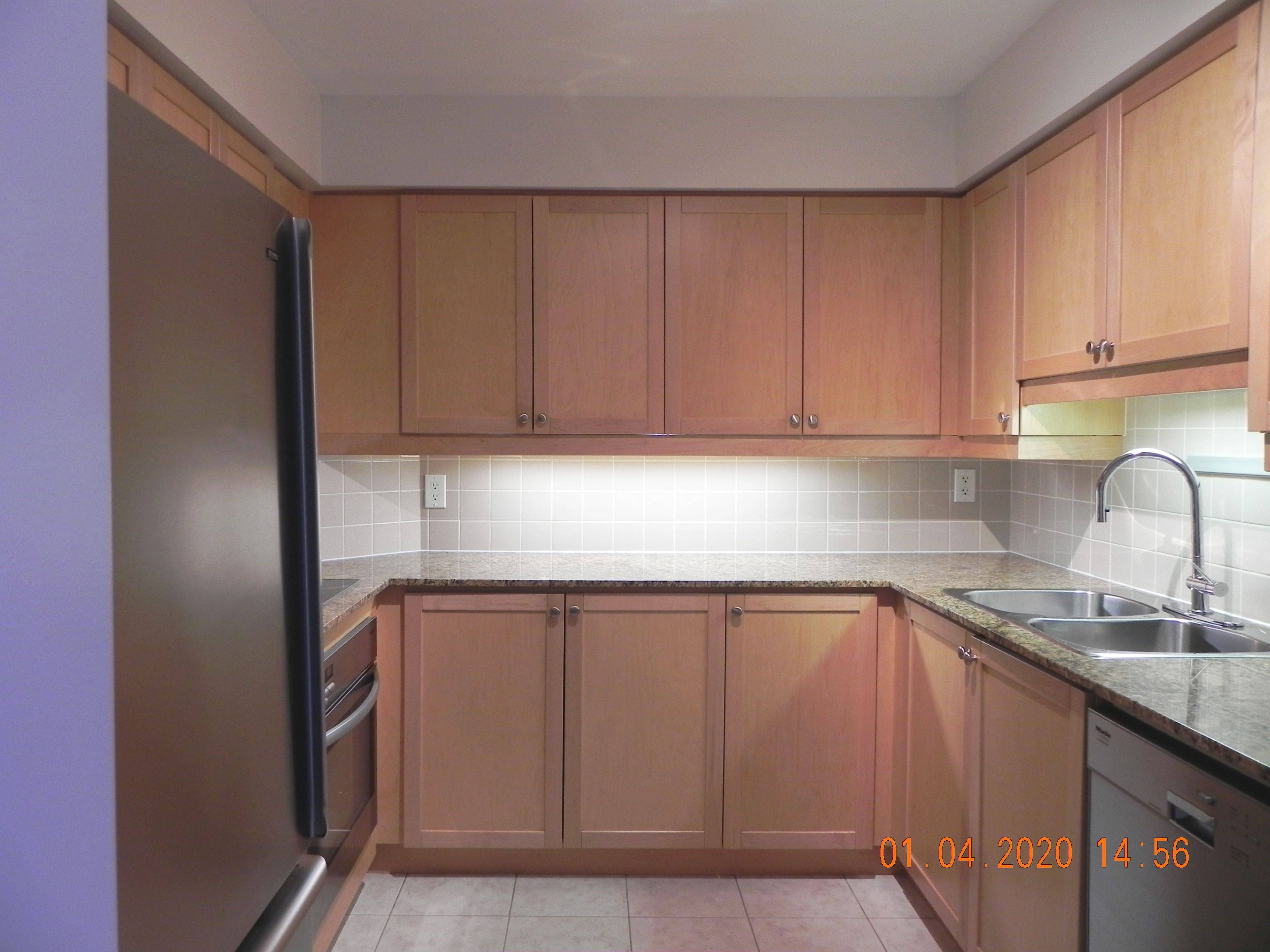 40 Old Mill RD #606, Oakville, ON L6J 7W2