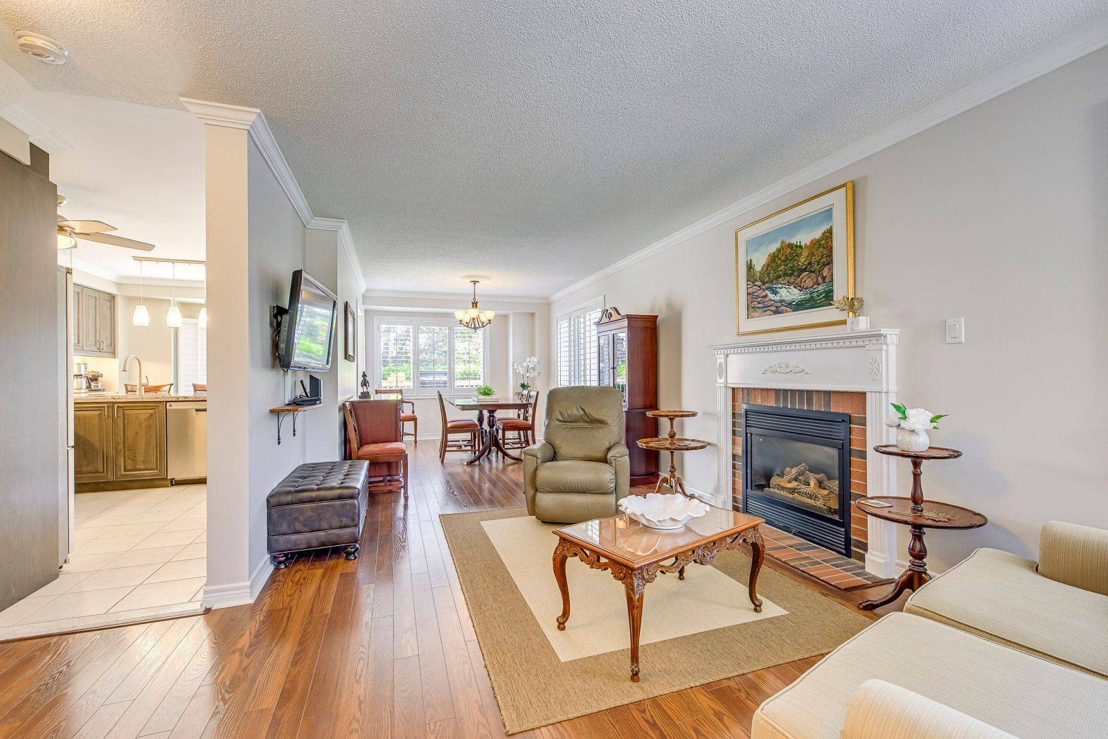Mississauga, ON L5M 6C4,5658 Glen Erin DR #25