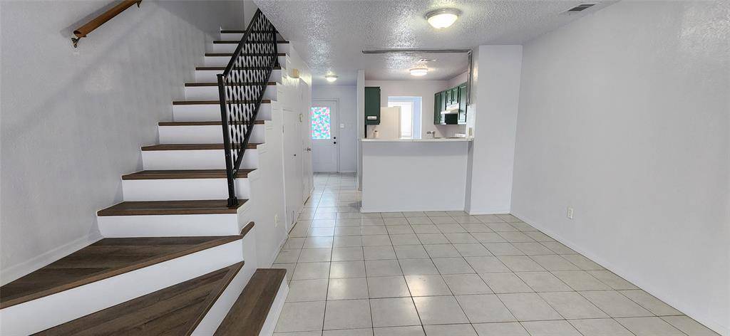 Garland, TX 75040,617 Carriagehouse Lane #E2
