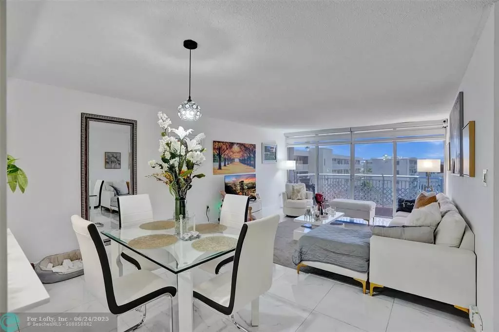 Aventura, FL 33160,18041 Biscayne Blvd