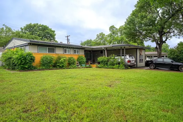 1603 John Smith Drive,  Irving,  TX 75061