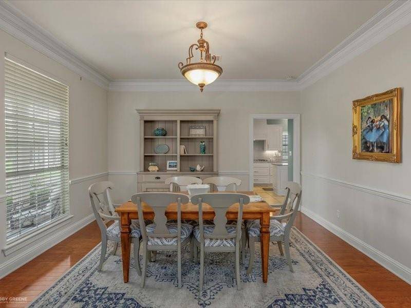 Shreveport, LA 71115,9434 Stonebriar Circle