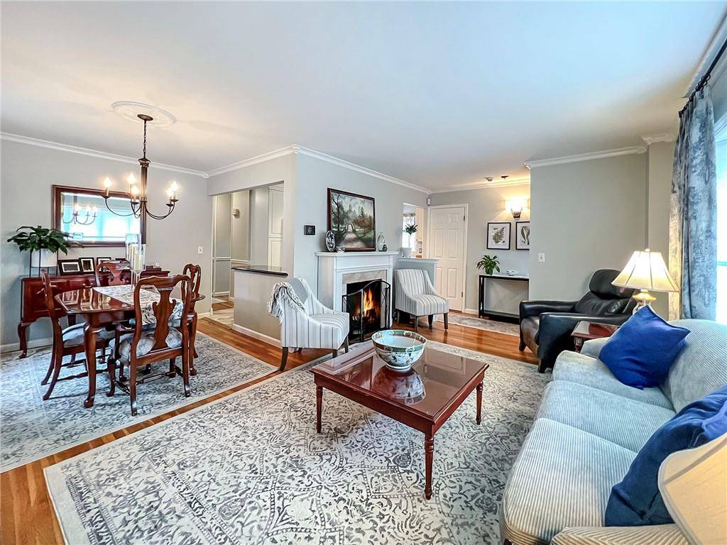 Staten  Island, NY 10312,21 Stroud AVE