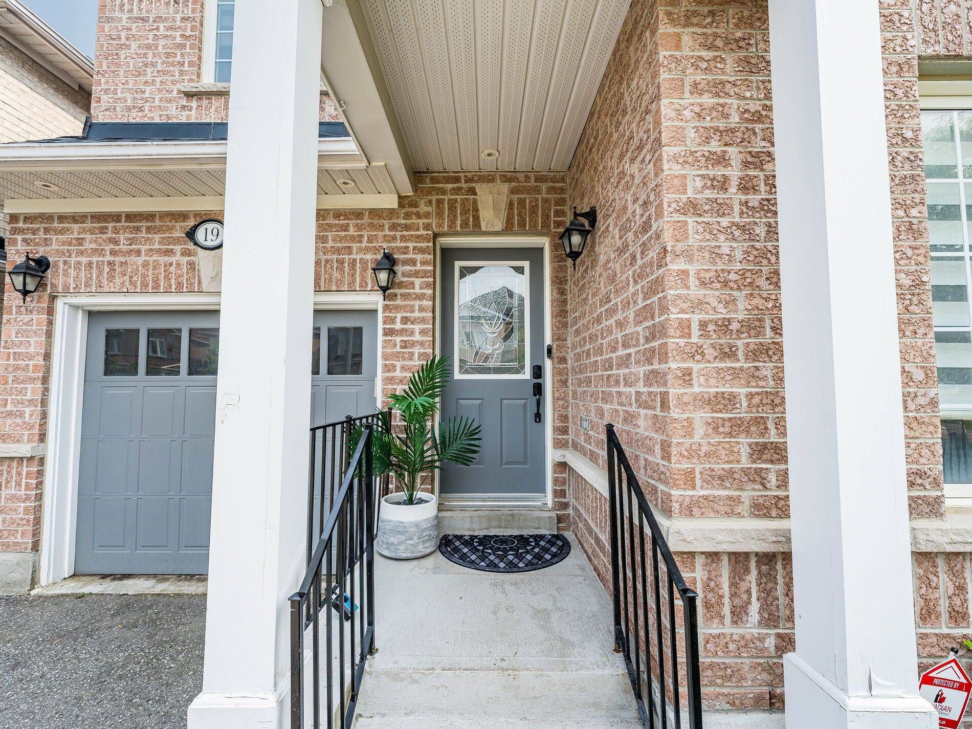 Ajax, ON L1Z 2A8,19 Barden CRES