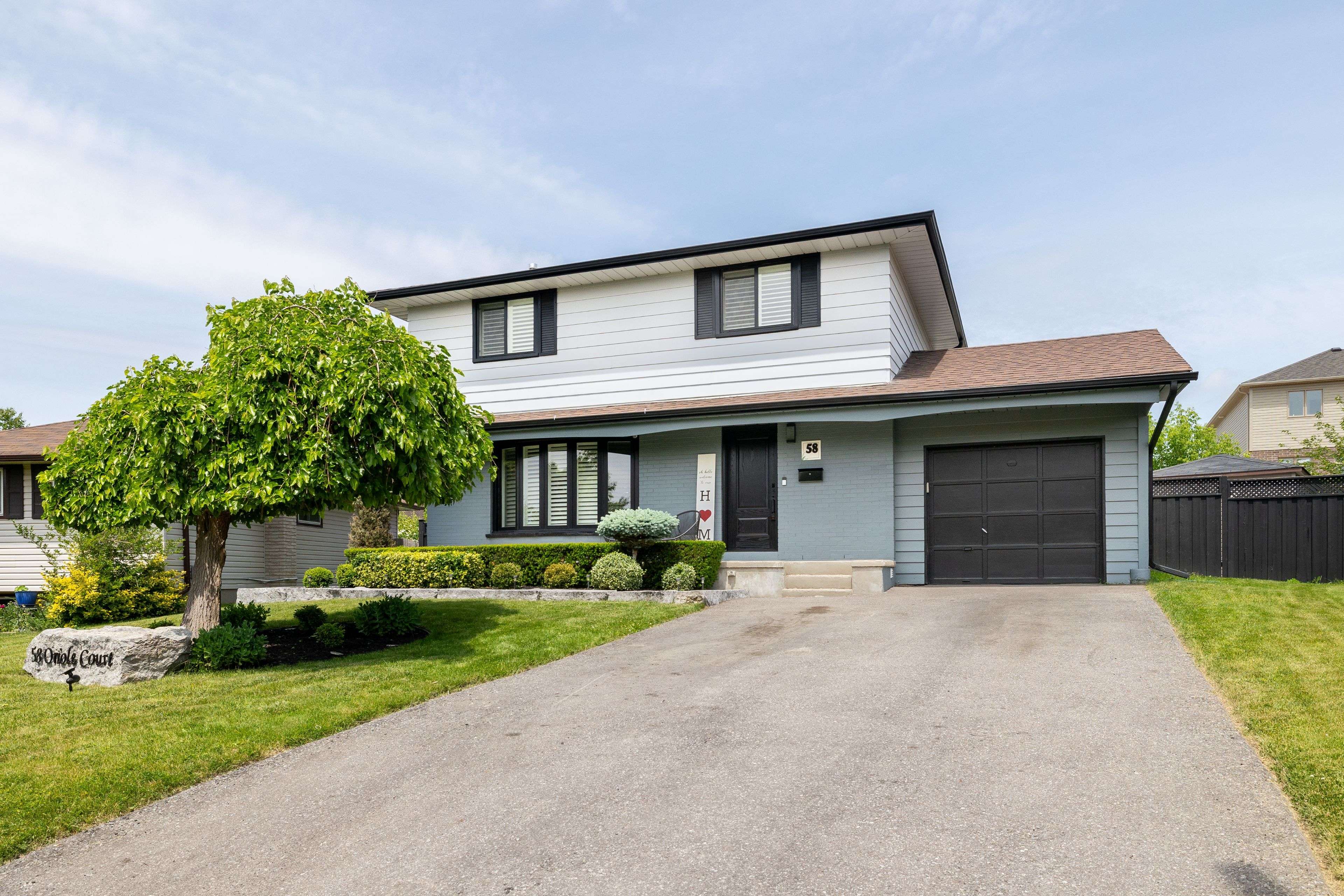 Oshawa, ON L1H 6Y5,58 Oriole CT