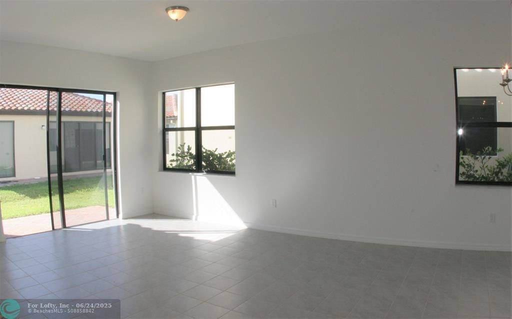 Ave Maria, FL 34142,5352 Cameron Dr