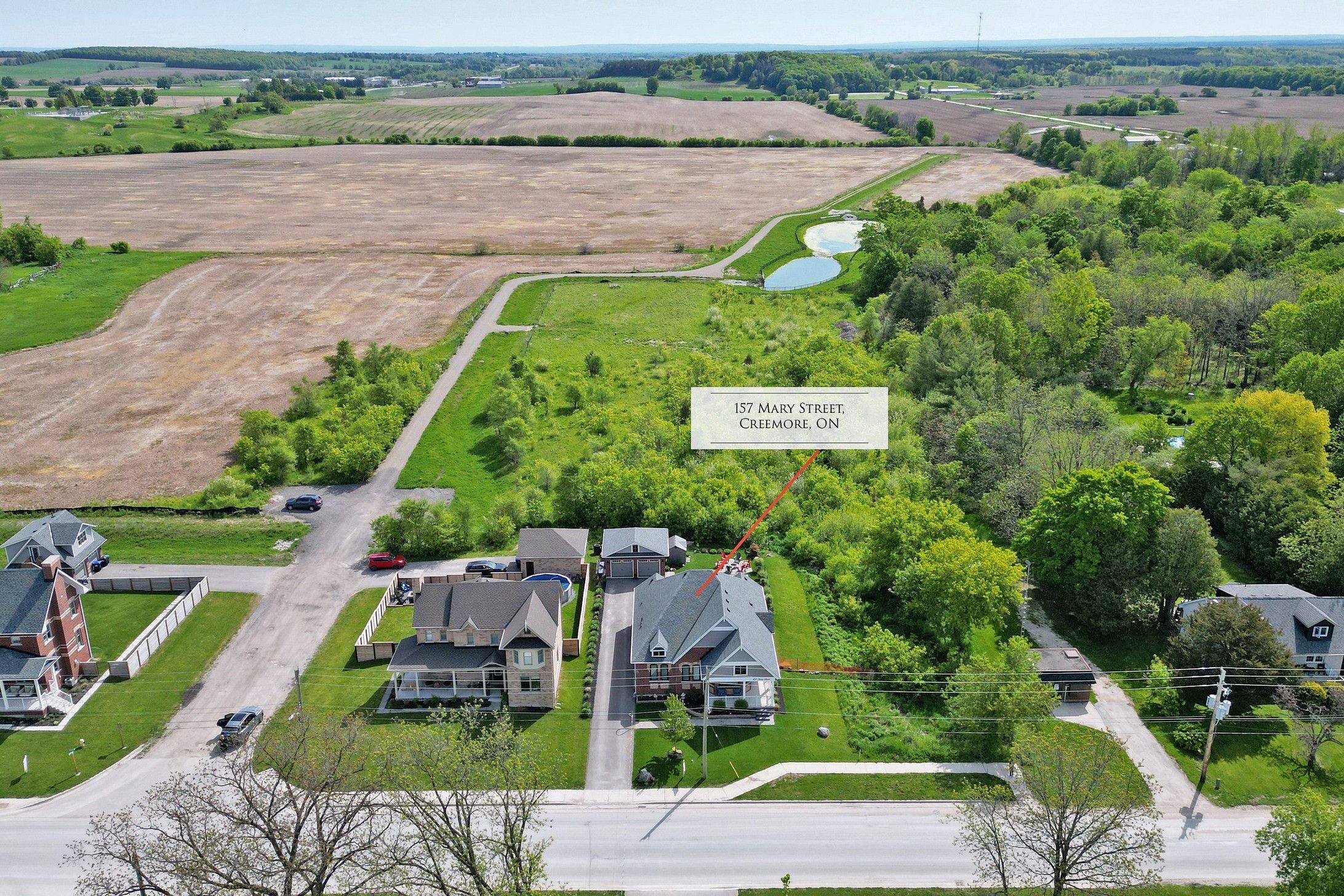 Clearview, ON L0M 1G0,157 Mary ST