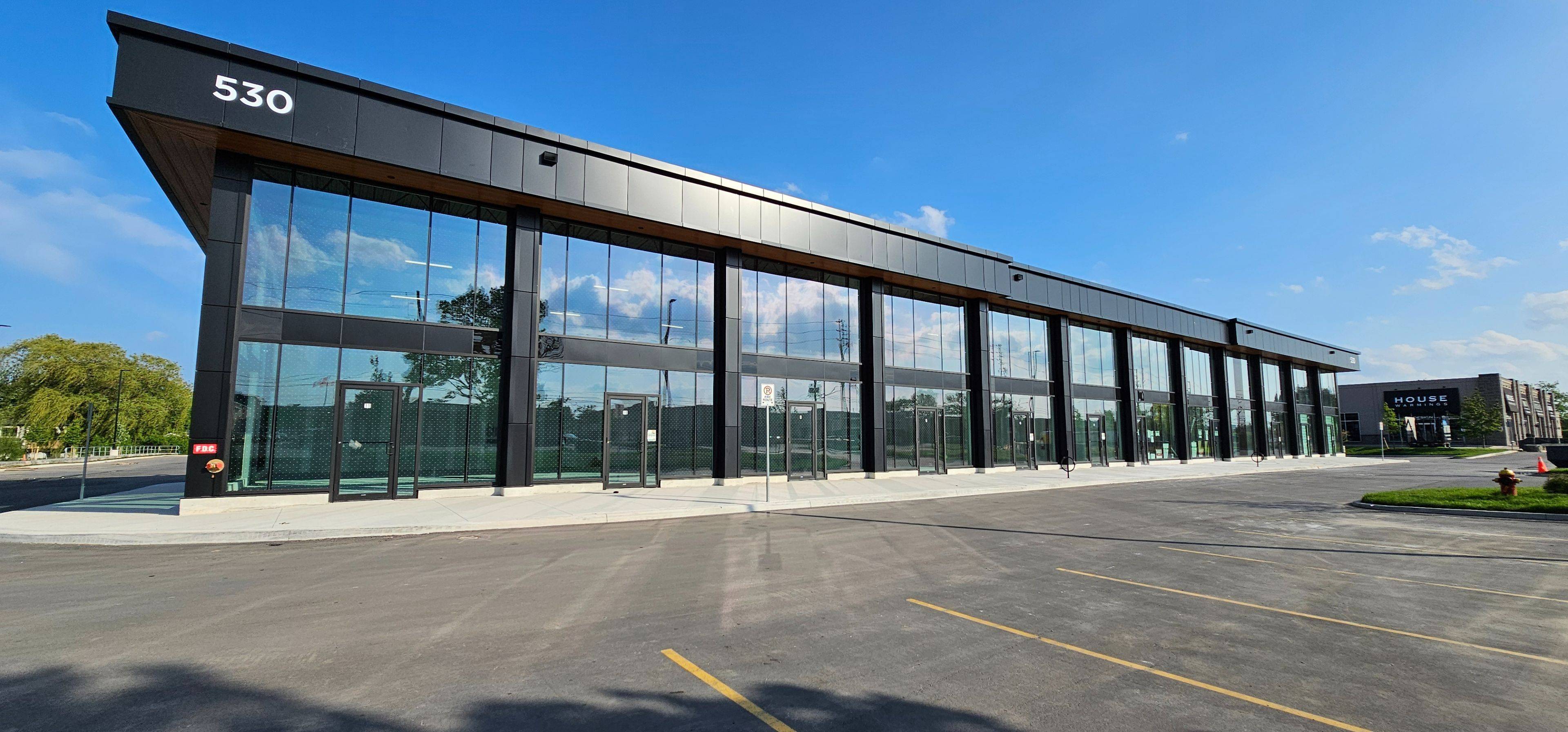 Oakville, ON L6K 2G3,530 Speers RD #12