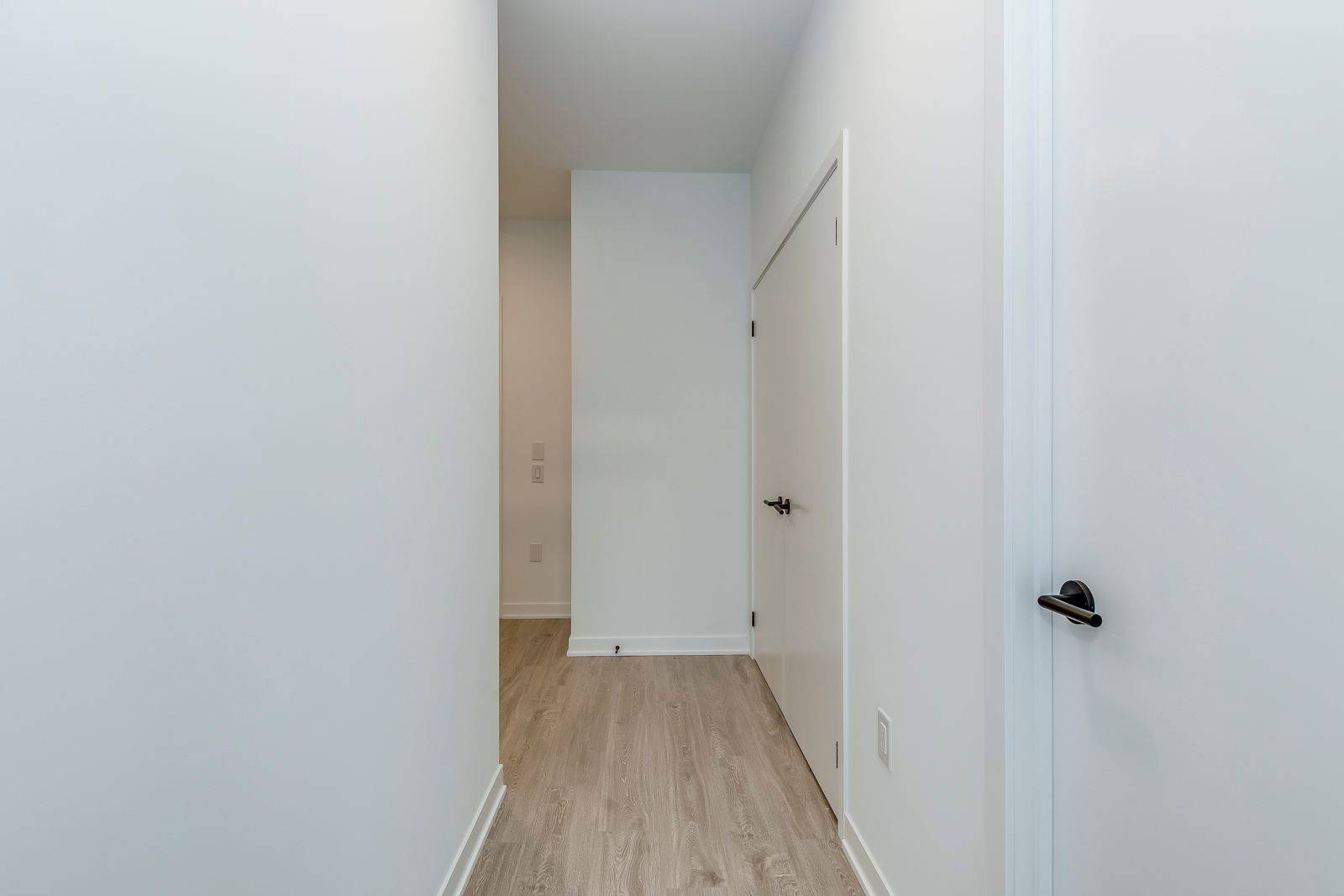 Mississauga, ON L5M 2T2,2495 Eglinton AVE W #314