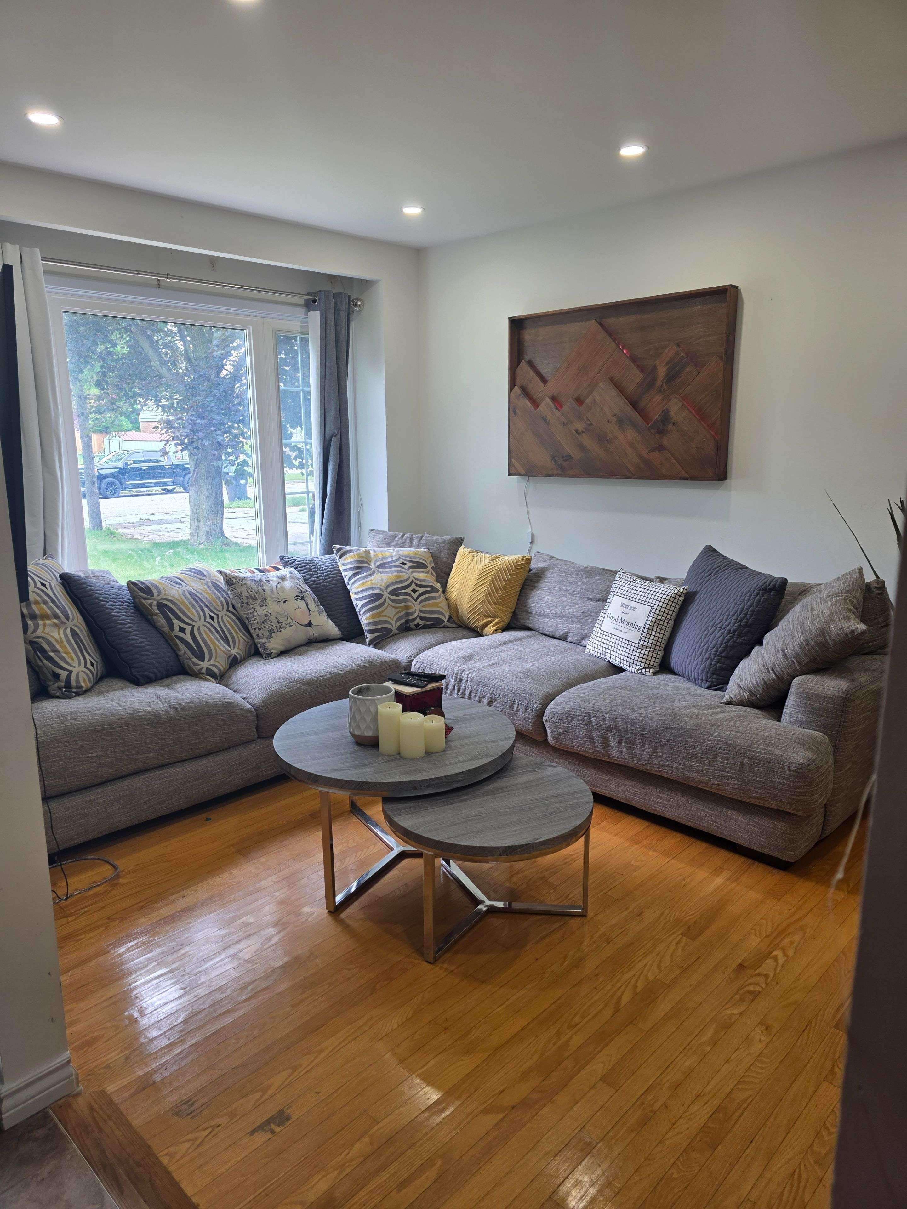 Mississauga, ON L5B 1C6,315 Montego RD