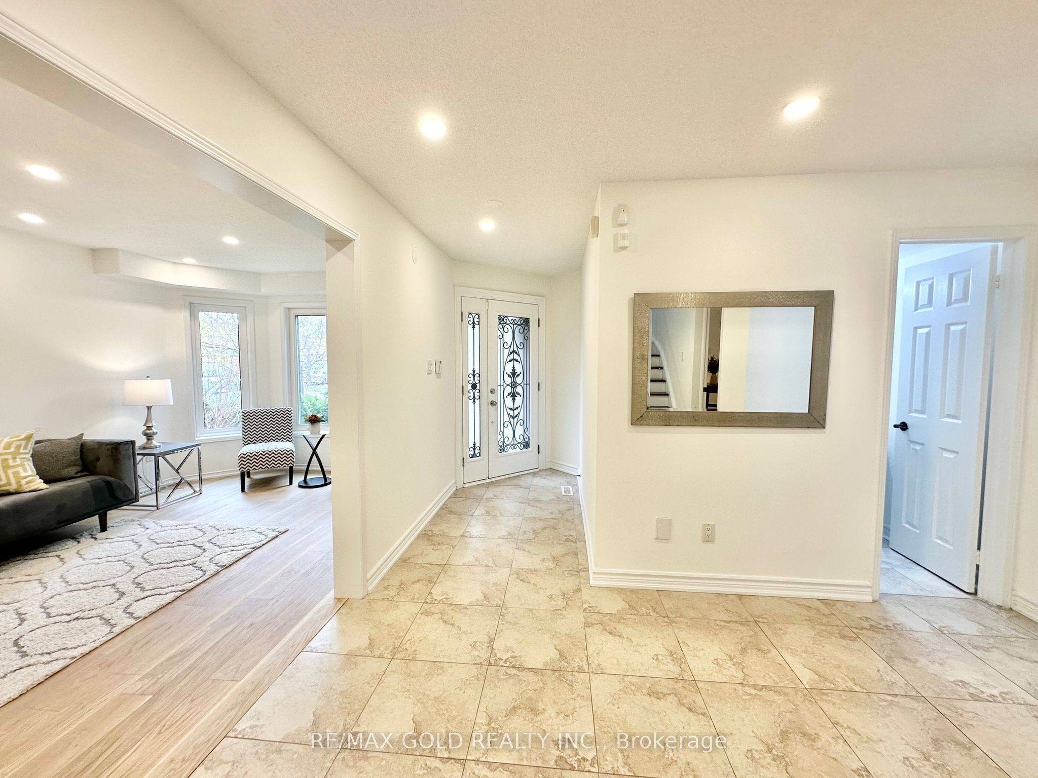 Mississauga, ON L5V 1H9,6296 Culmore CRES