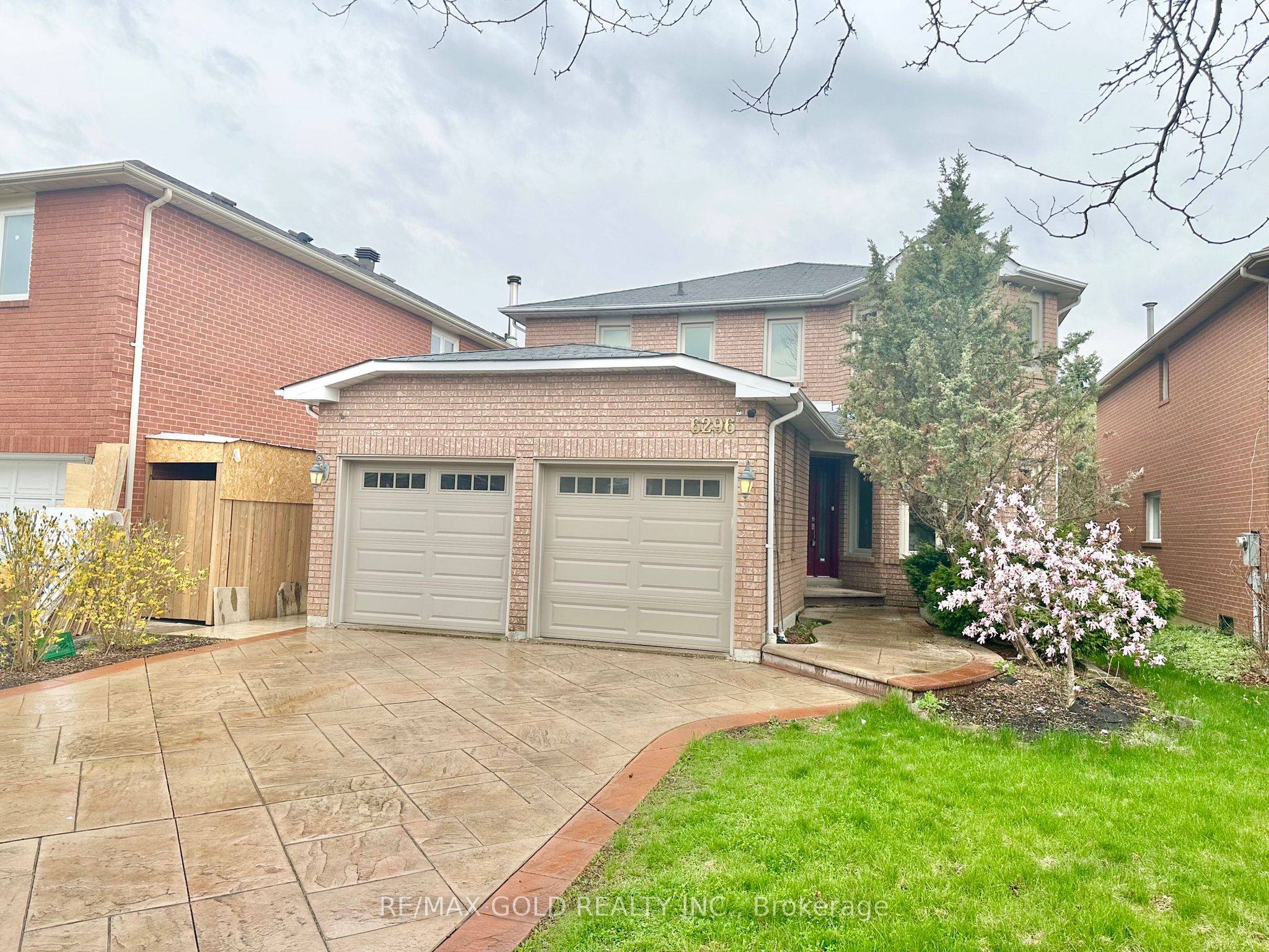 Mississauga, ON L5V 1H9,6296 Culmore CRES