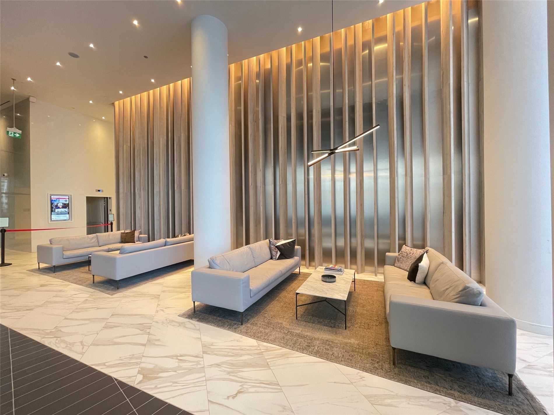 Mississauga, ON L5B 0M3,3900 Confederation Pkwy #1810