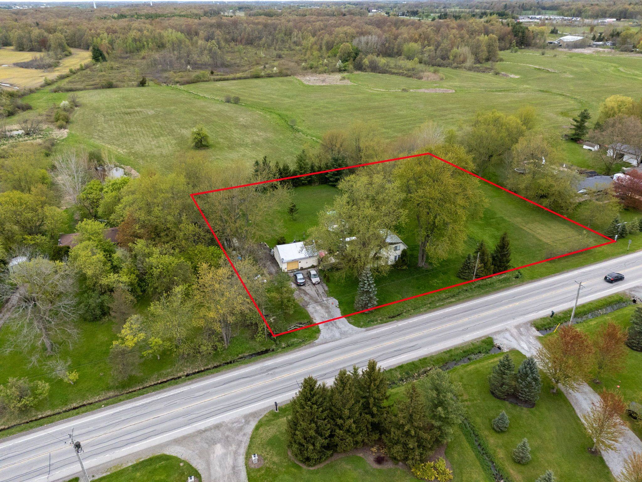 West Lincoln, ON L0S 1C0,3507 Canboro RD