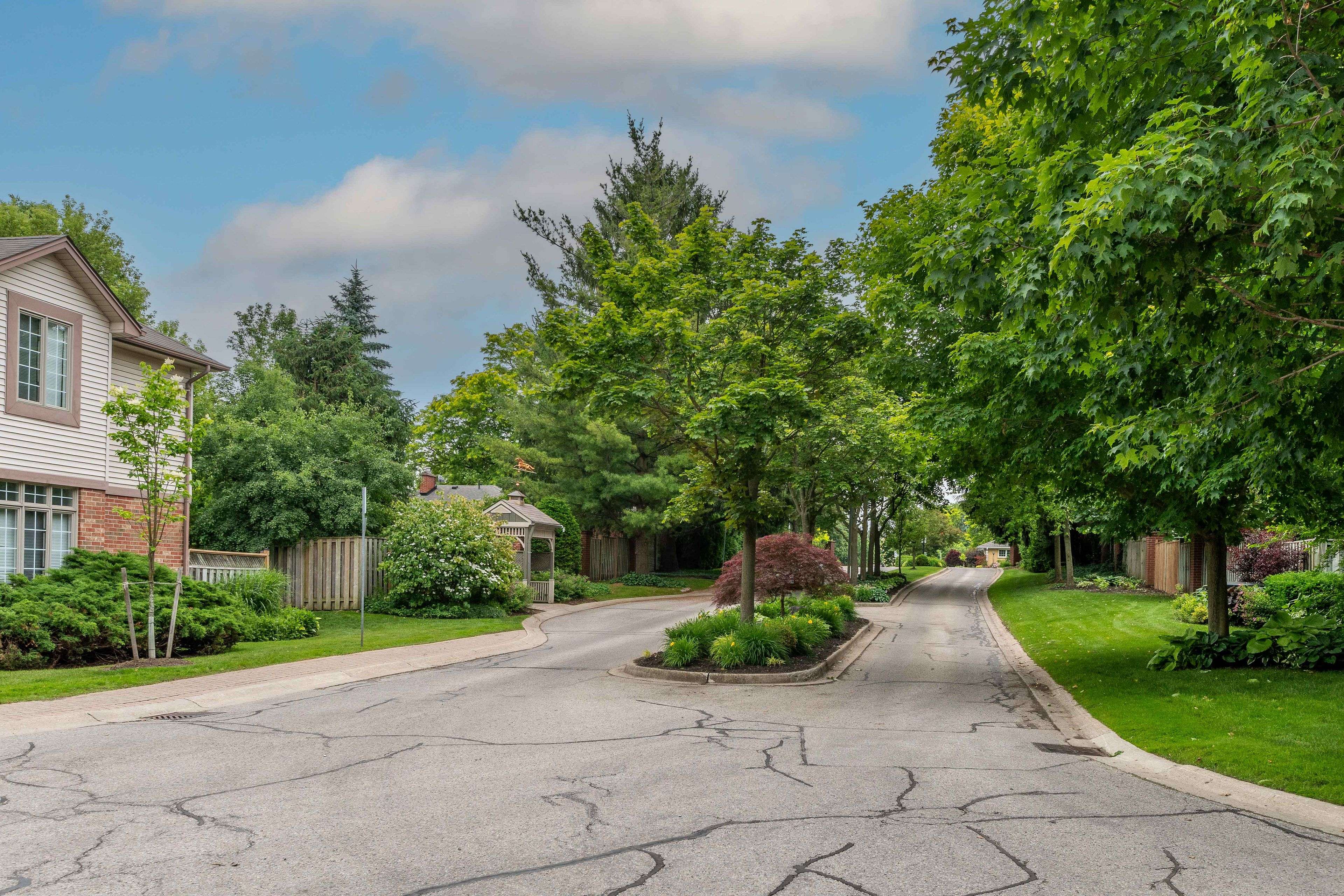 London South, ON N6J 1T1,499 Teeple TER #12