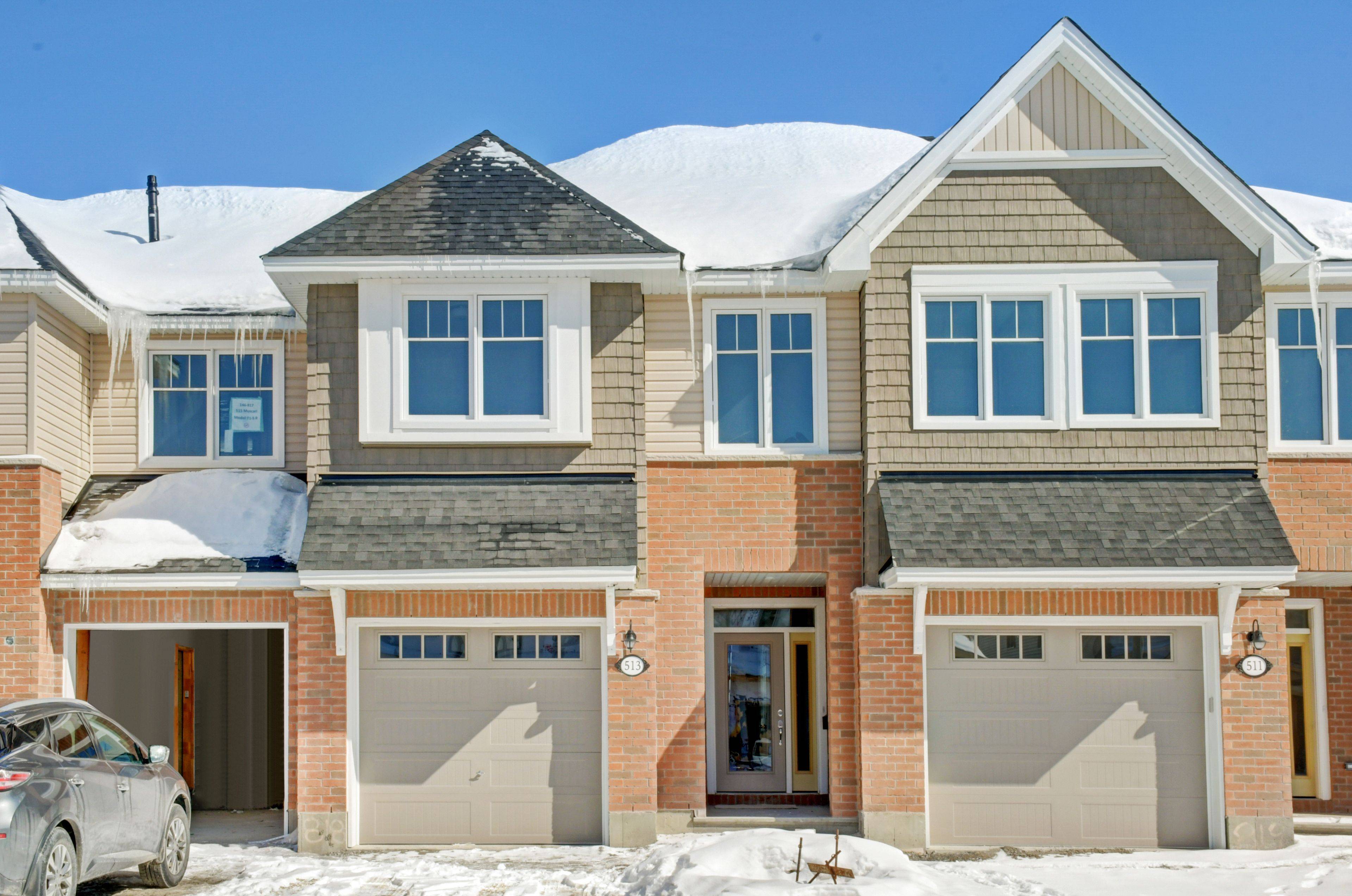 513 Muscari ST, Blossom Park - Airport And Area, ON K1T 0S3