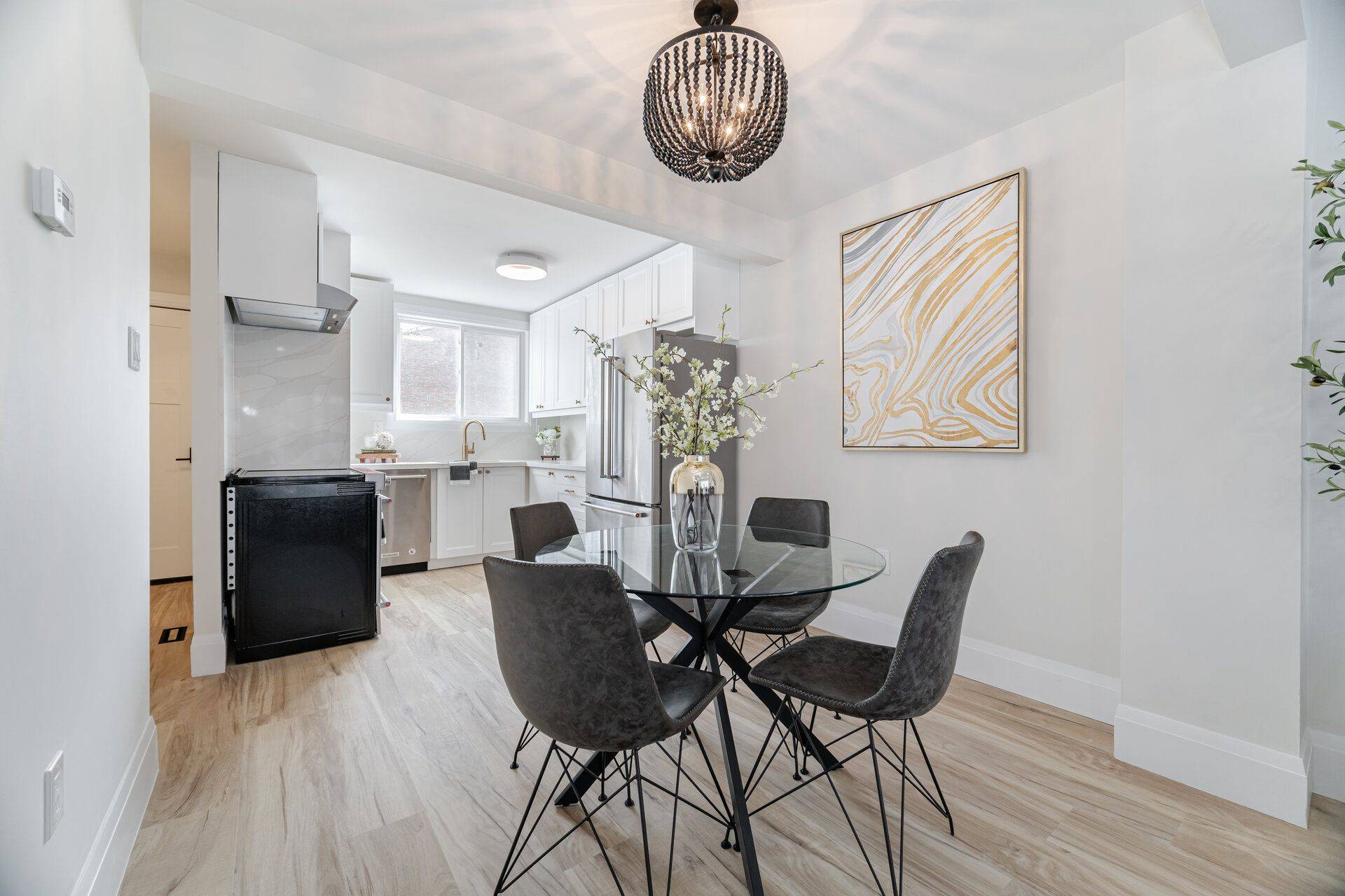 Hamilton, ON L8K 6L4,120 Quigley RD #19