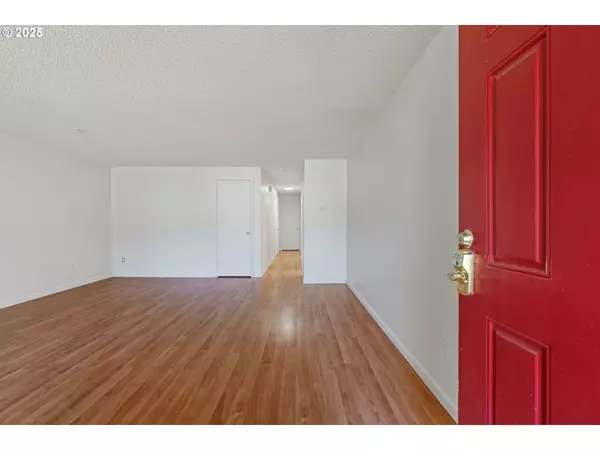Portland, OR 97216,2346 SE 90TH AVE