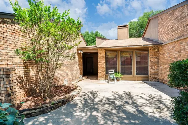 Wichita Falls, TX 76308,2818 Happy Hollow Drive