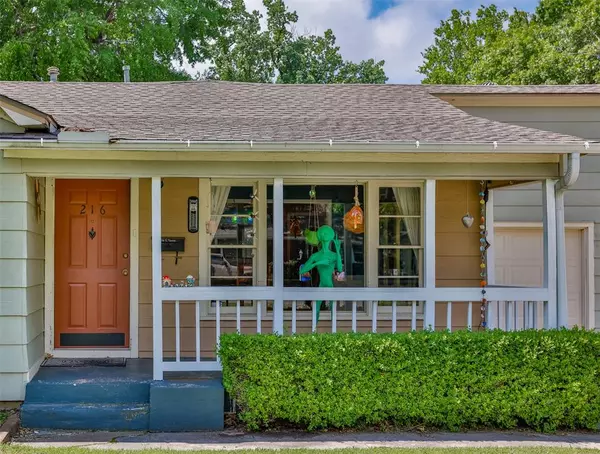 Gainesville, TX 76240,216 E Tennie Street
