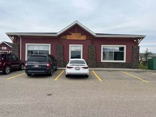 Sylvan Lake, AB T4S 0K5,49 Hinshaw Drive #370