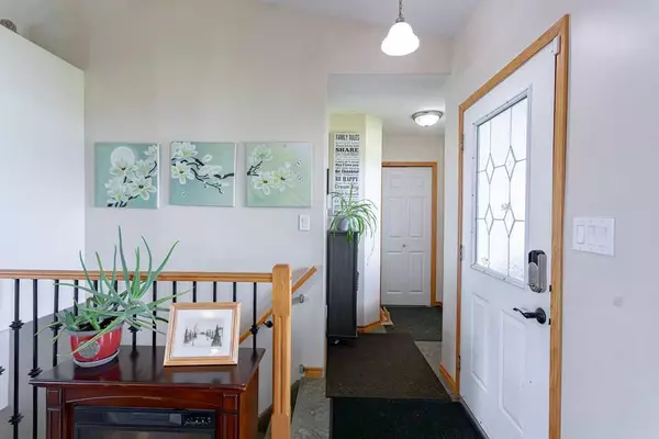 Wainwright, AB T9W 1V8,2525 9 AVE