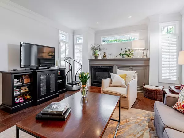 Vaughan, ON L4J 3N8,86 Forest Lane DR