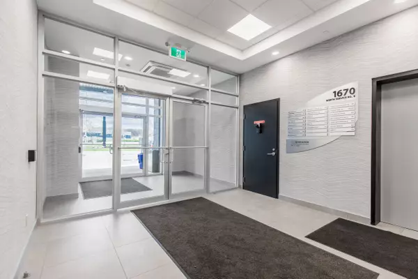 Oakville, ON L6H 7G3,1670 North Service RD #215