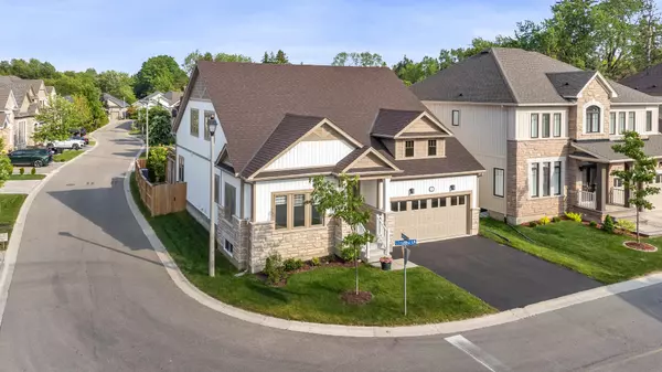 Guelph, ON N1L 0H3,5 Lovering LN