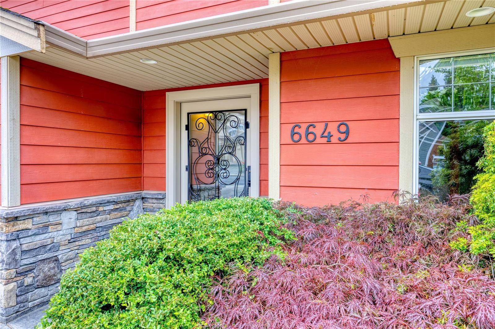 Nanaimo, BC V9V 1V9,6649 Kestrel Cres