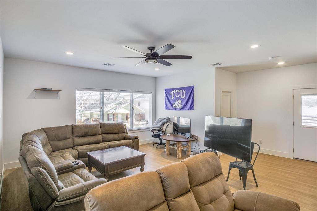 Fort Worth, TX 76110,2804 Townsend Drive
