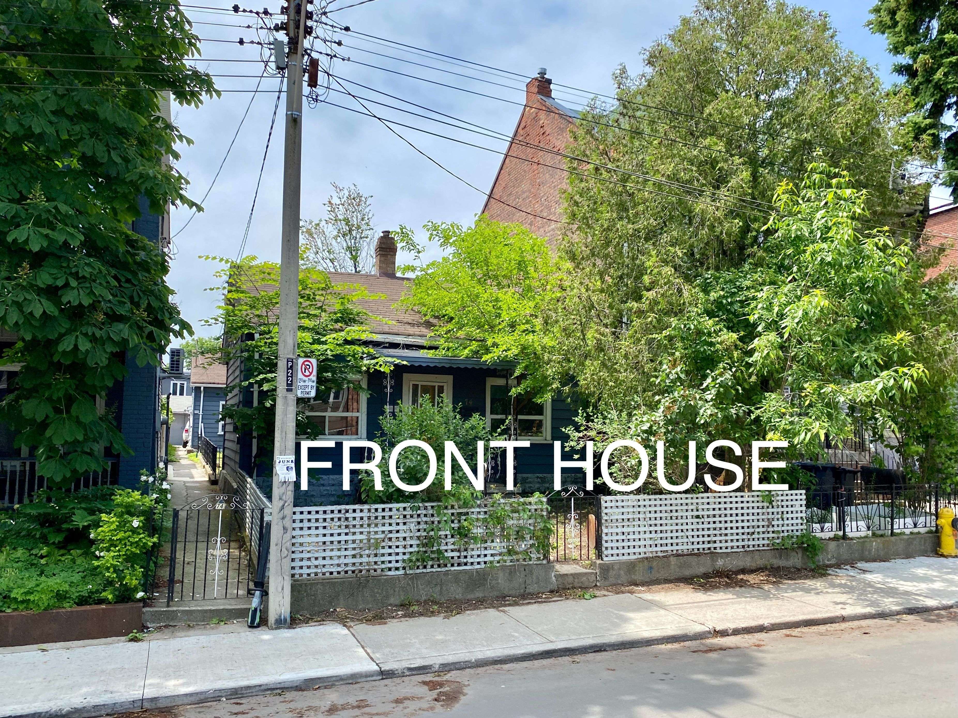 Toronto C01, ON M6J 2G5,74 Markham ST