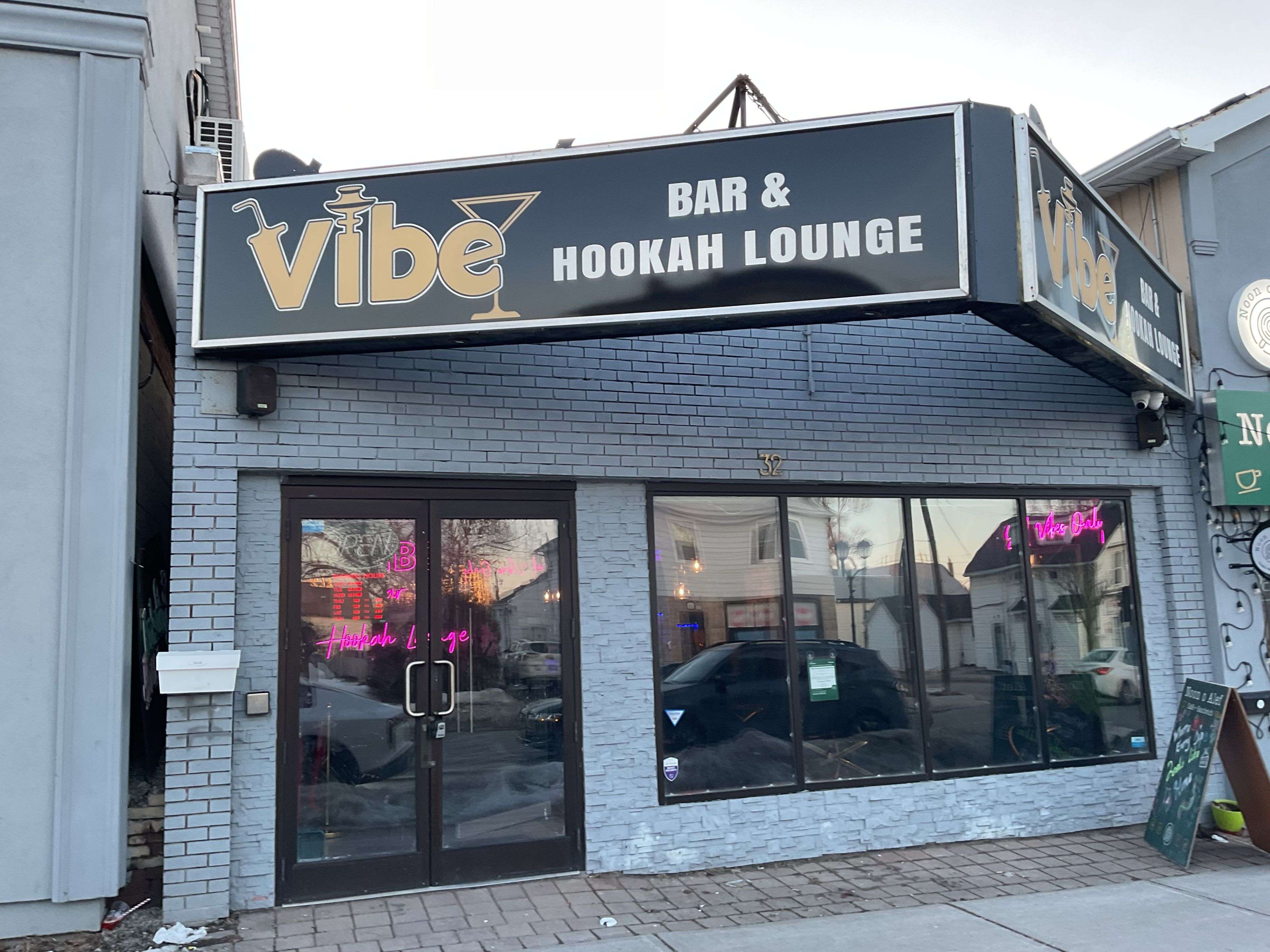32 Main ST S, Newmarket, ON L3Y 3Y4