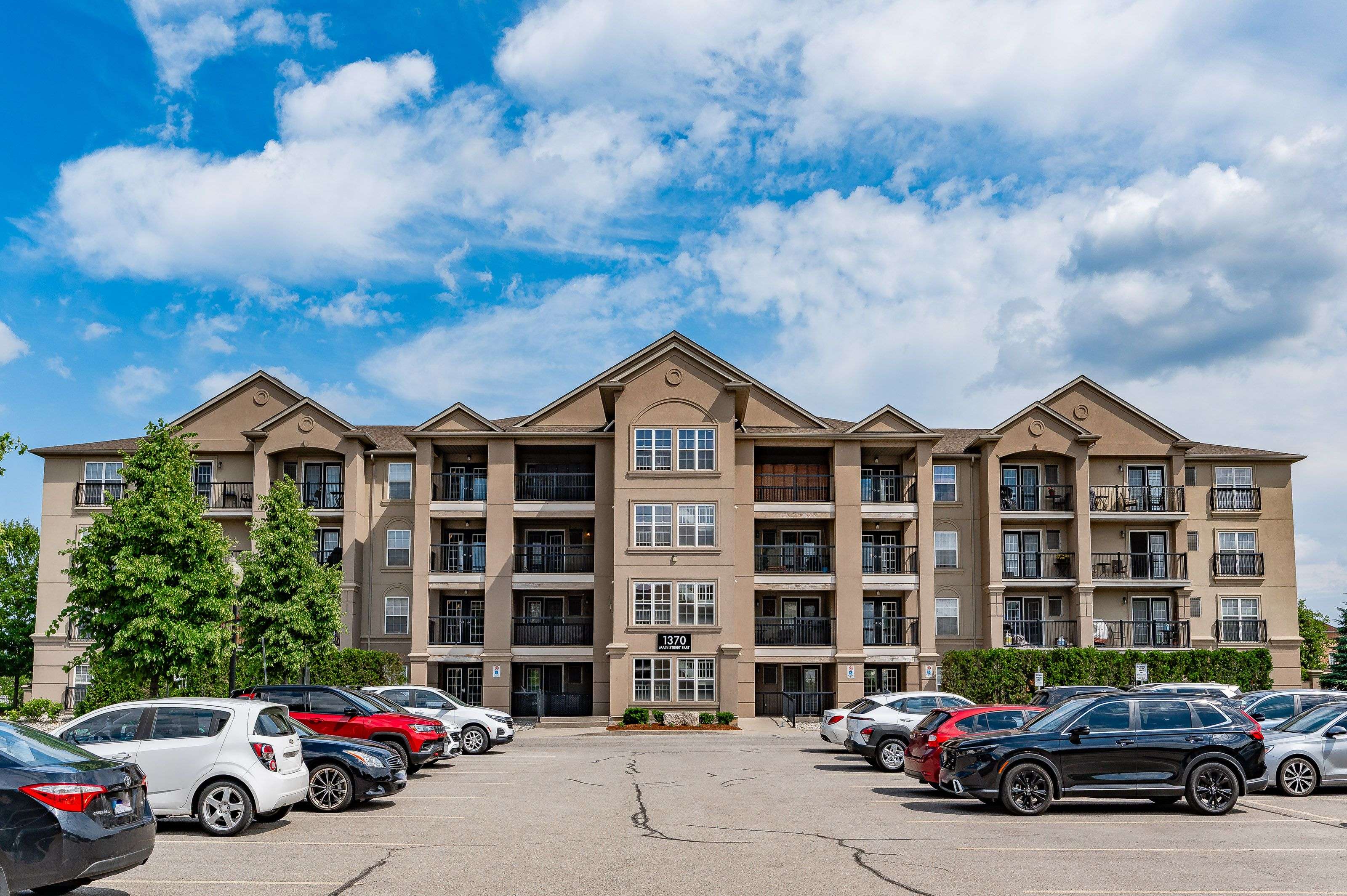 Milton, ON L9T 7S8,1370 Main ST E #409