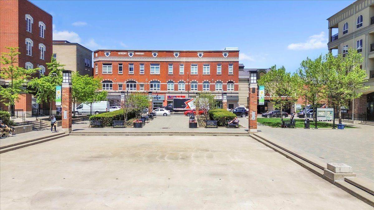 Brantford, ON N3T 2G6,150 Colborne ST #302