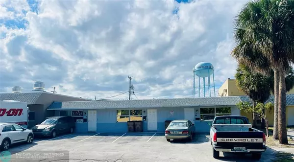 Deerfield Beach, FL 33441,827 SE 1st Way #831