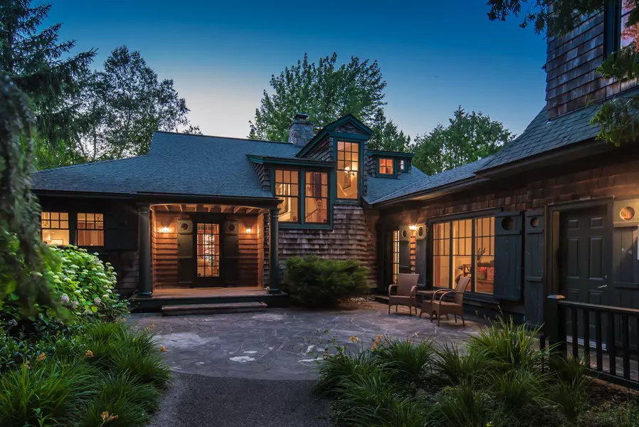 226 Shore RD, Saugeen Shores, ON N0H 2L0