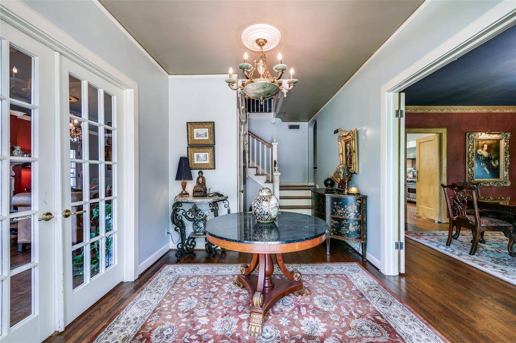 Dallas, TX 75219,4317 Rawlins Street