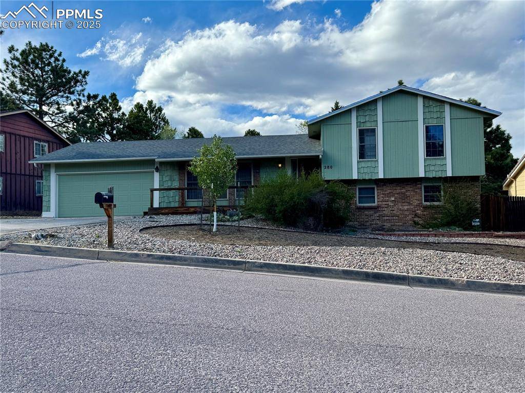 280 Raven Hills RD, Colorado Springs, CO 80919