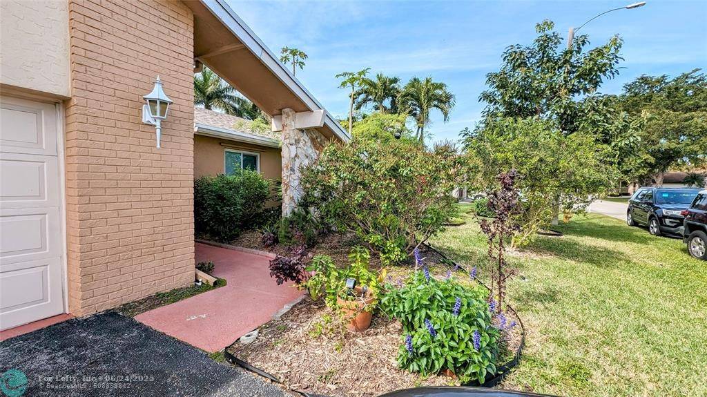 Tamarac, FL 33321,8105 Nutmeg Way