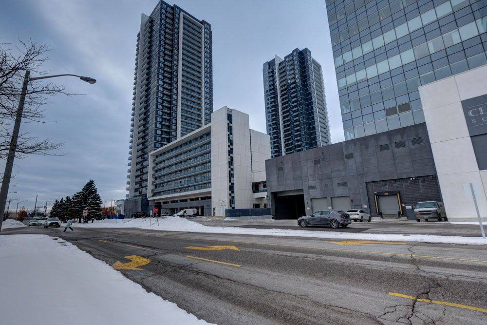 Vaughan, ON L4L 0G8,3700 Highway 7 RD #2010