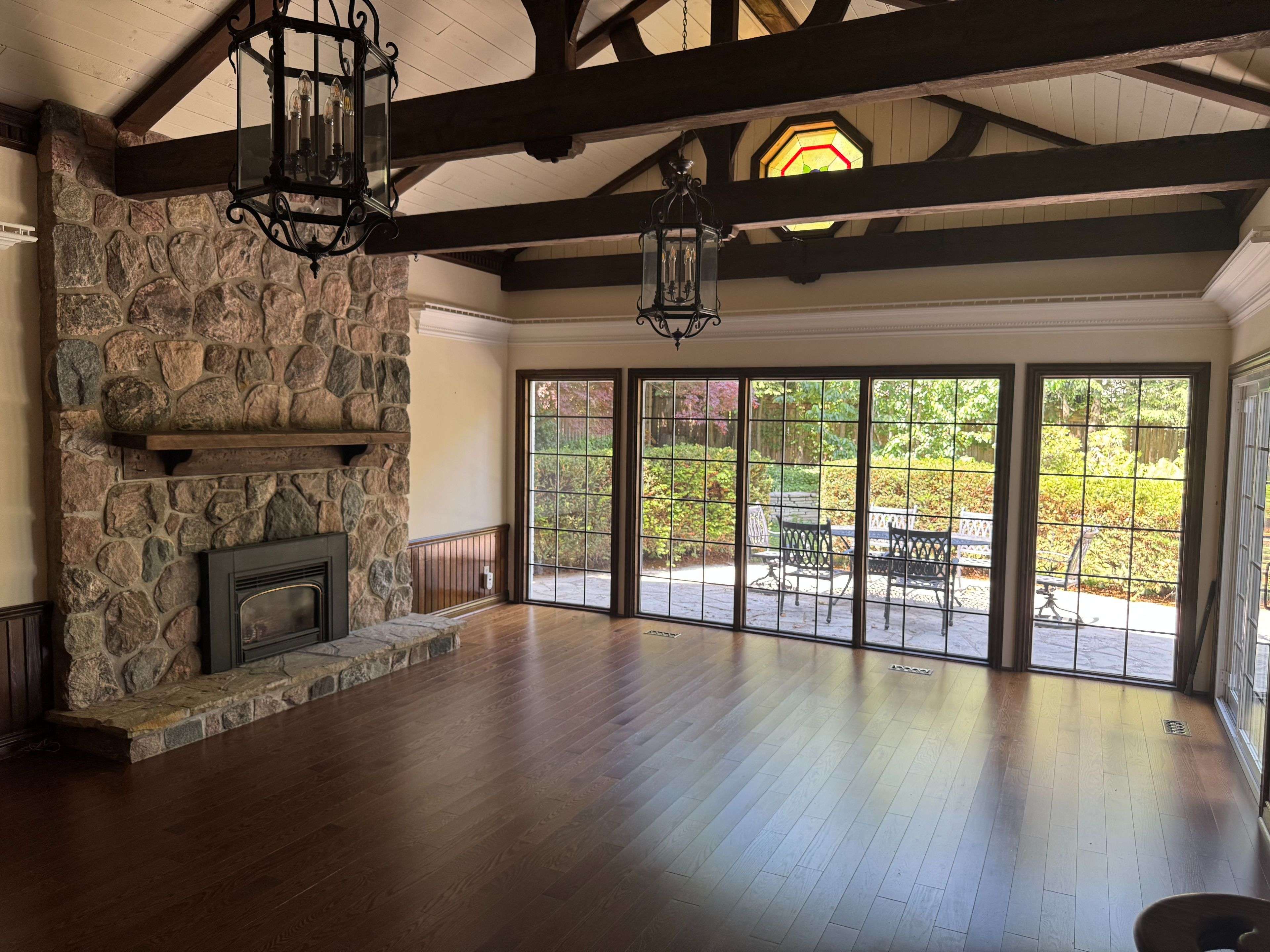 Oakville, ON L6J 4W7,161 Pinehurst DR