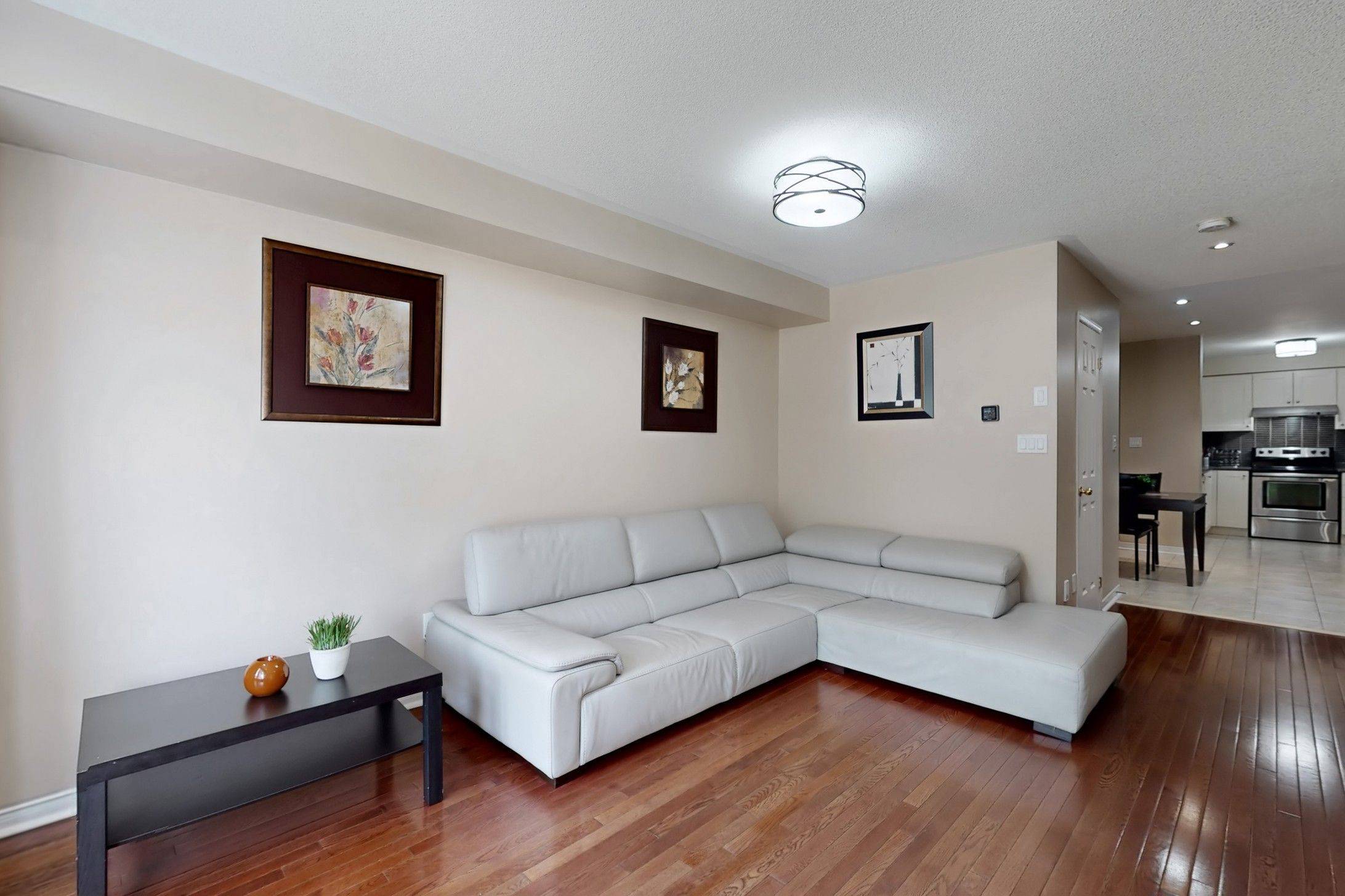 Toronto W05, ON M3L 0E3,38 Judy Sgro AVE