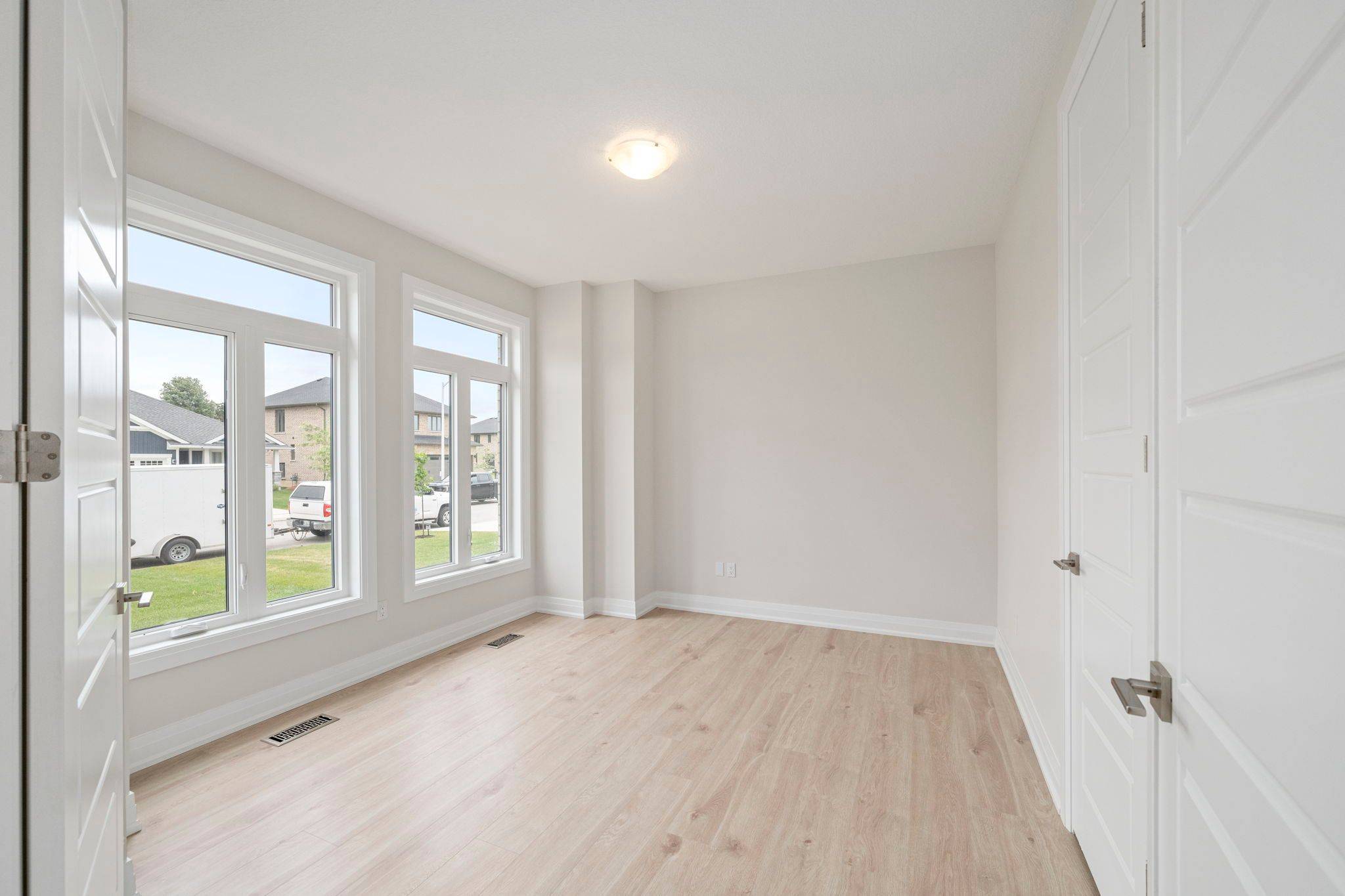 Dutton/dunwich, ON N0L 1J0,246 Leitch ST