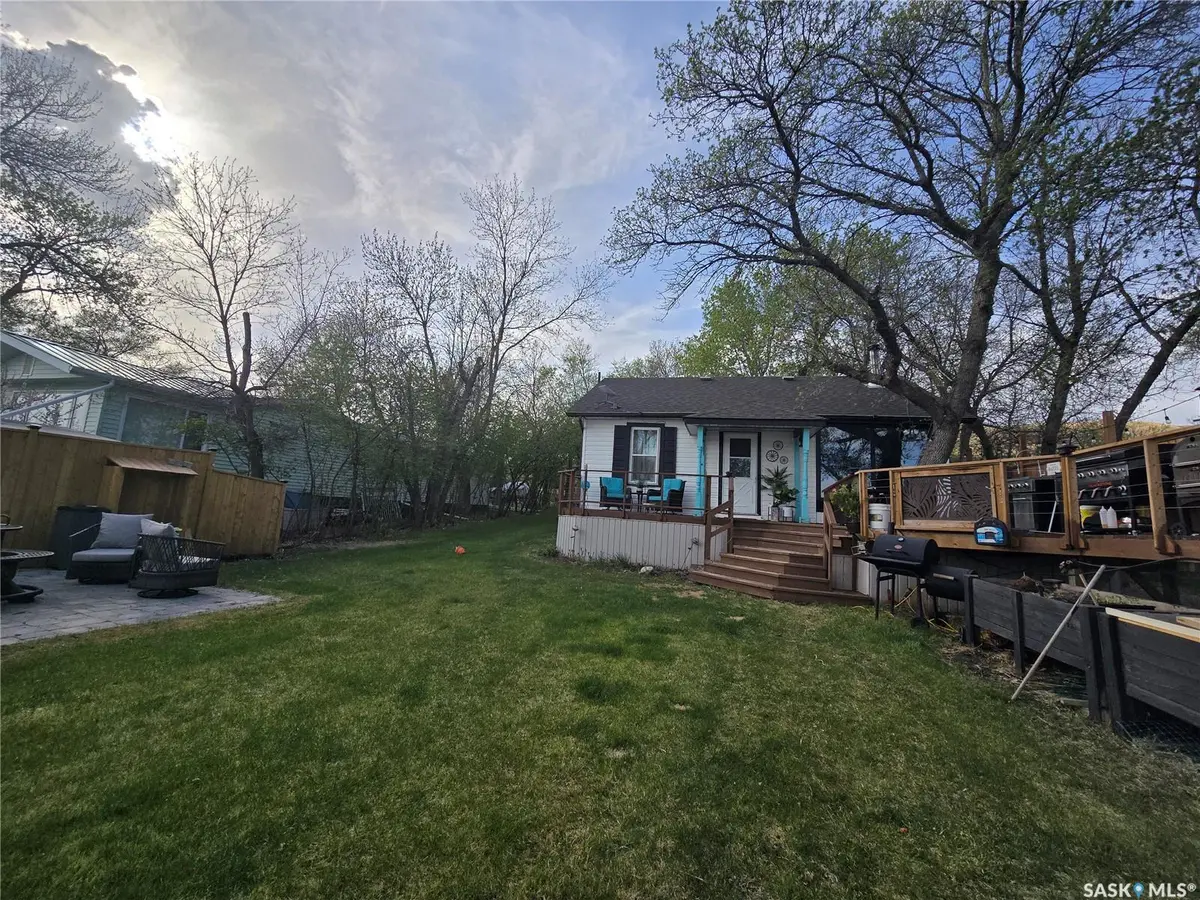 Crooked Lake, SK S0G 2B0,82 Elk ROAD