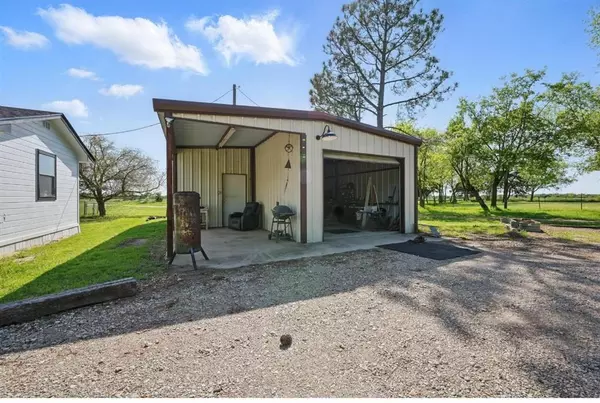 Point, TX 75472,1113 Rs County Road 1525