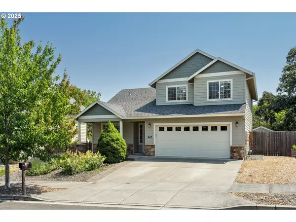 947 28TH ST, Hood River, OR 97031