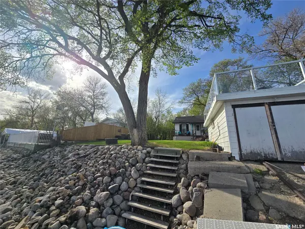 Crooked Lake, SK S0G 2B0,82 Elk ROAD