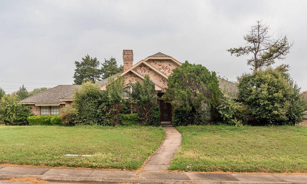 915 Greenbriar Lane, Duncanville, TX 75137