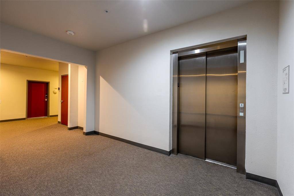 Carrollton, TX 75006,1220 W Trinity Mills Road #2001